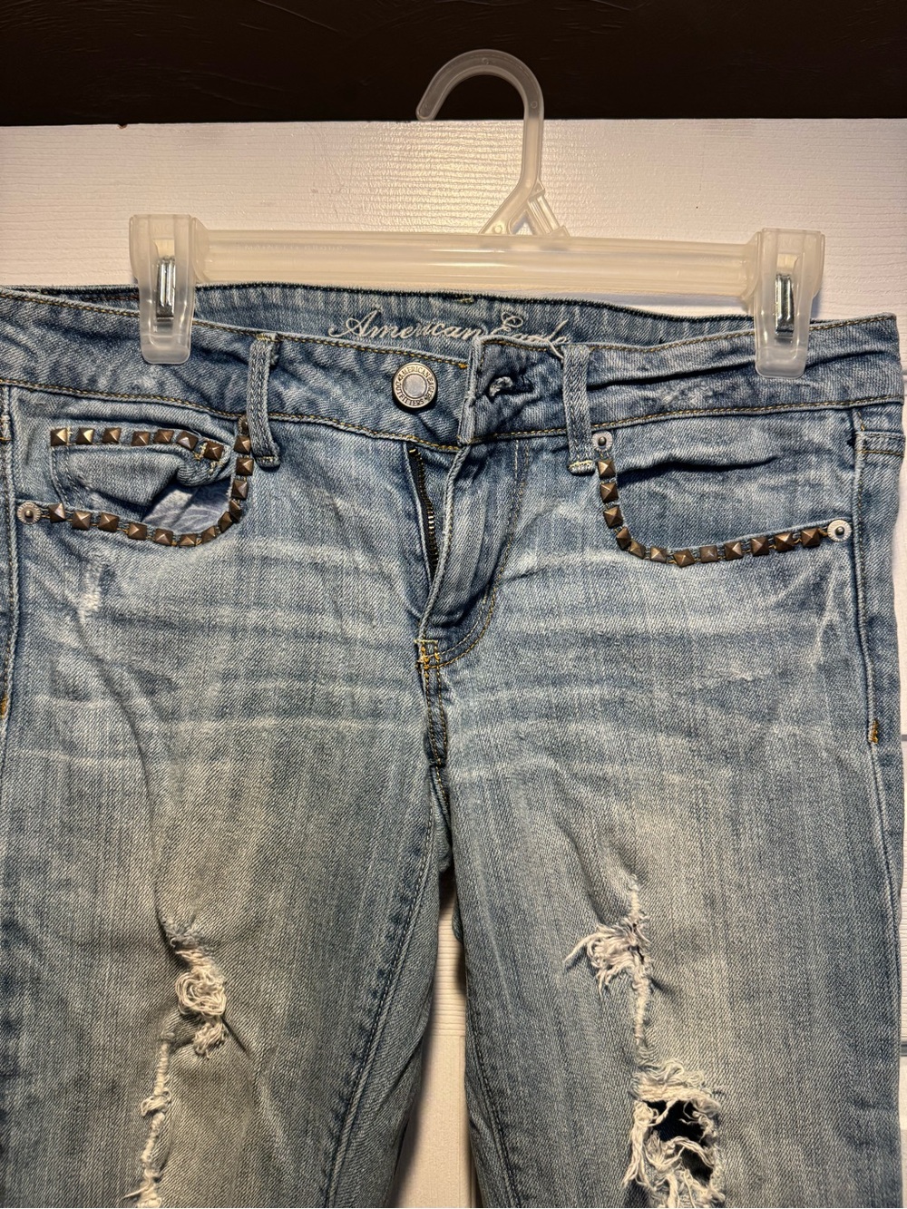 American Eagle Y2K Light Blue Distressed Women's Skinny Jeans